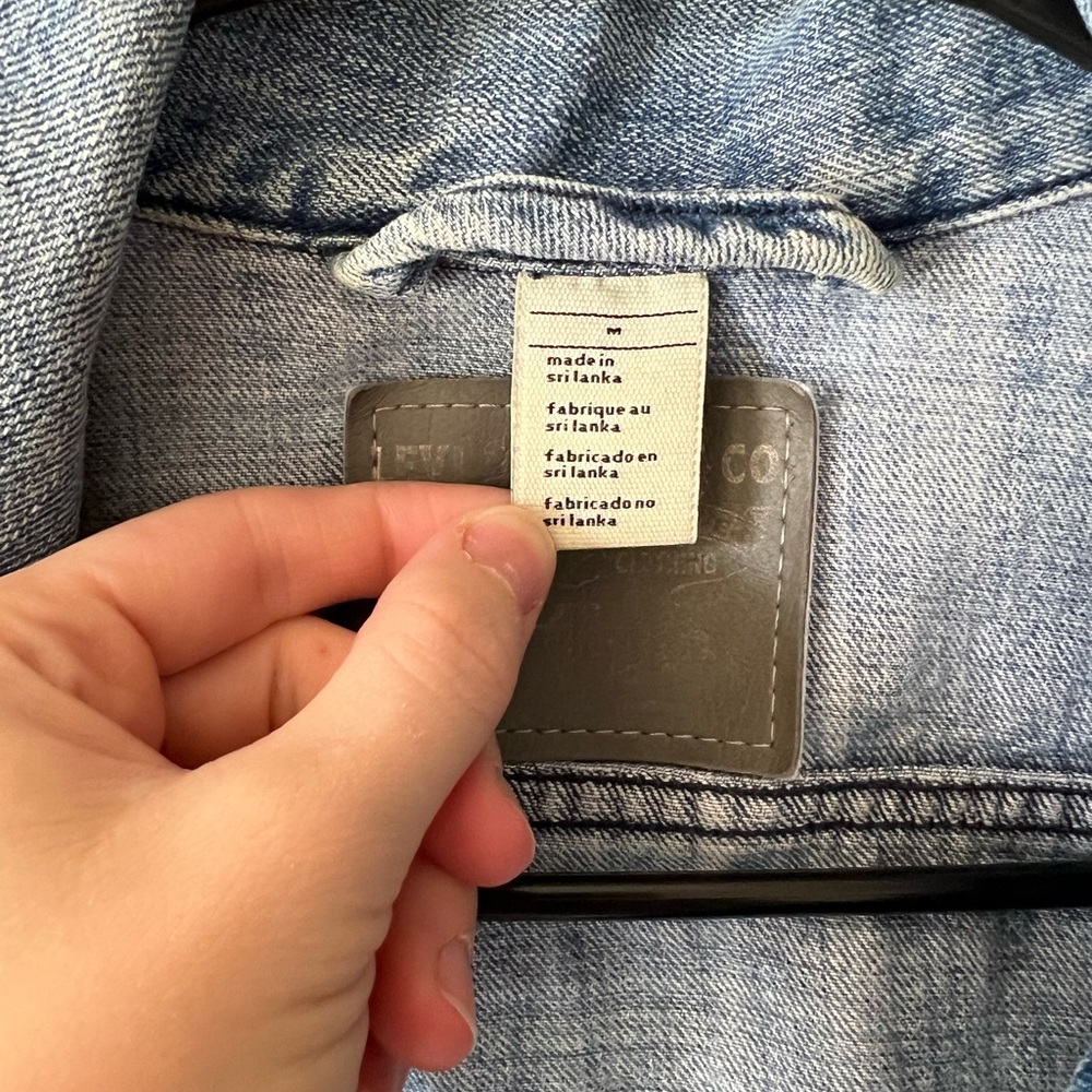 Authentic Levi’s Midlength Denim Jacket - image 2